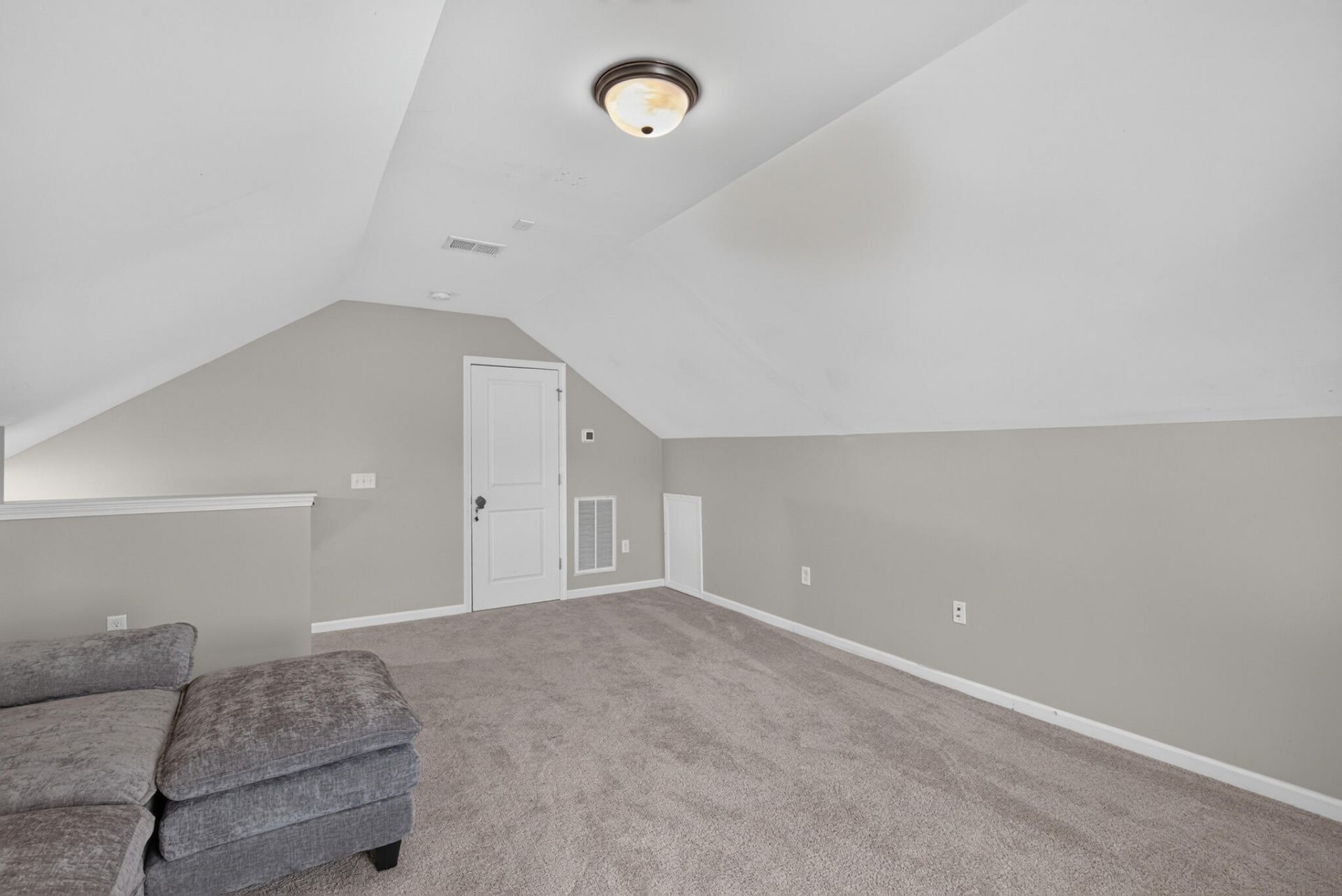 151 Lakelyn Road Photo 40