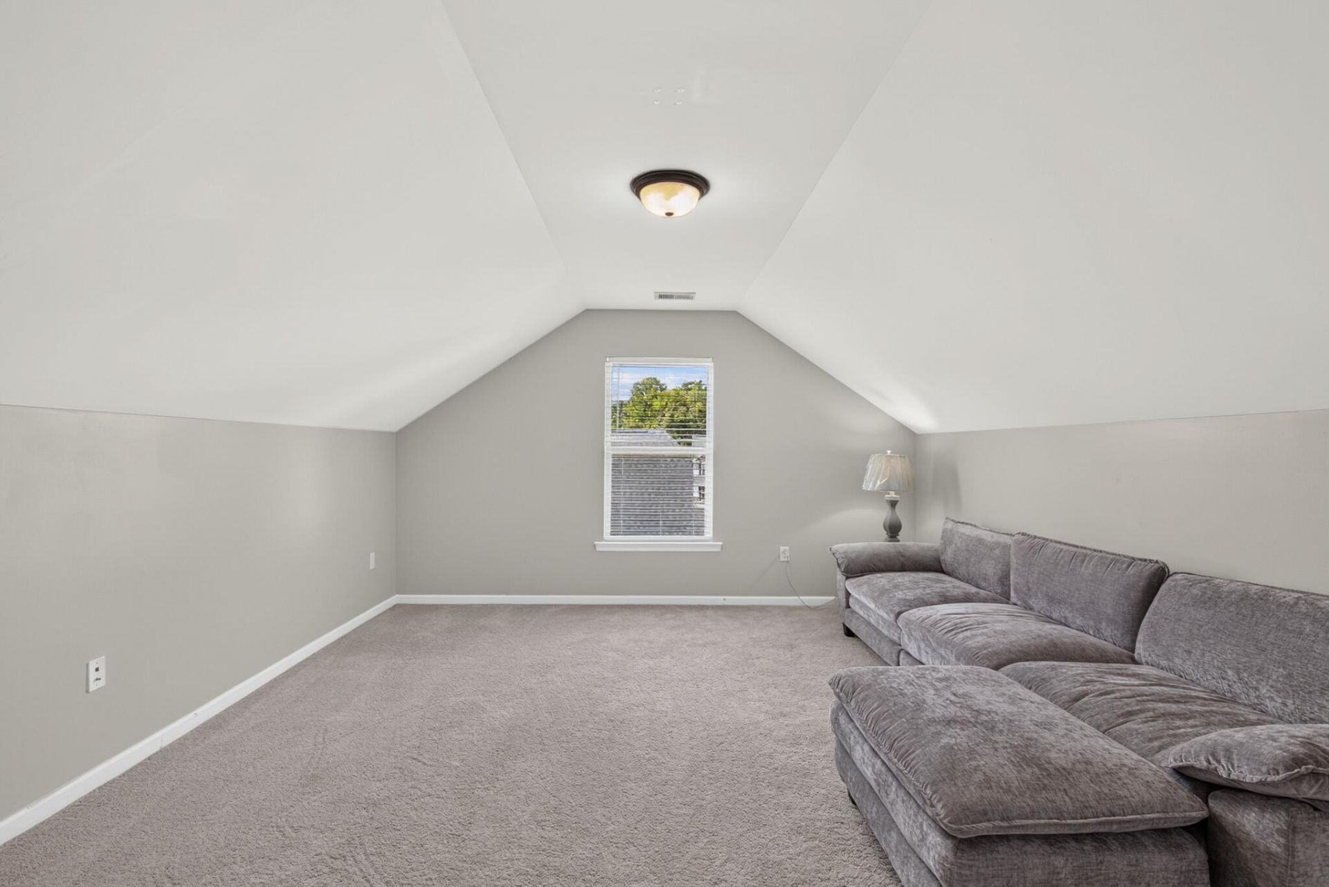 151 Lakelyn Road Photo 41