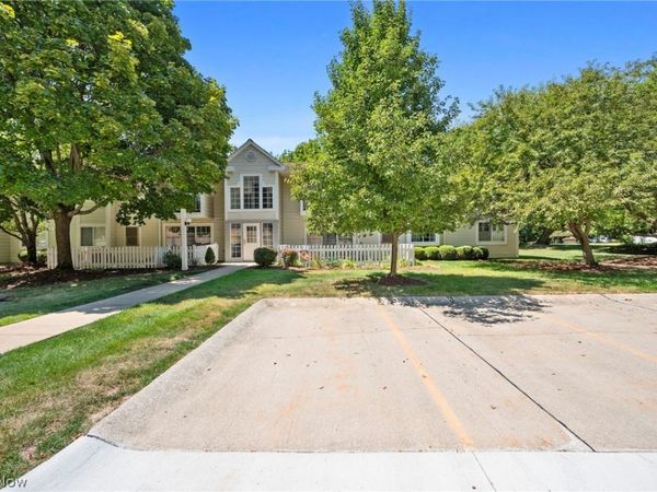 2820 N Bay Drive , Unit P11, Westlake, OH 44145