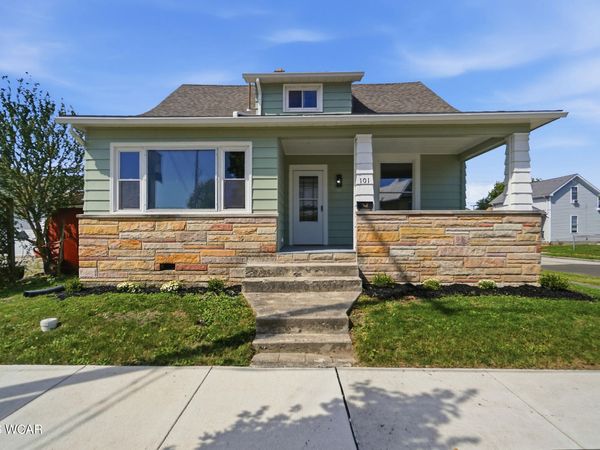 101 S Water Street, Wapakoneta, OH 45895