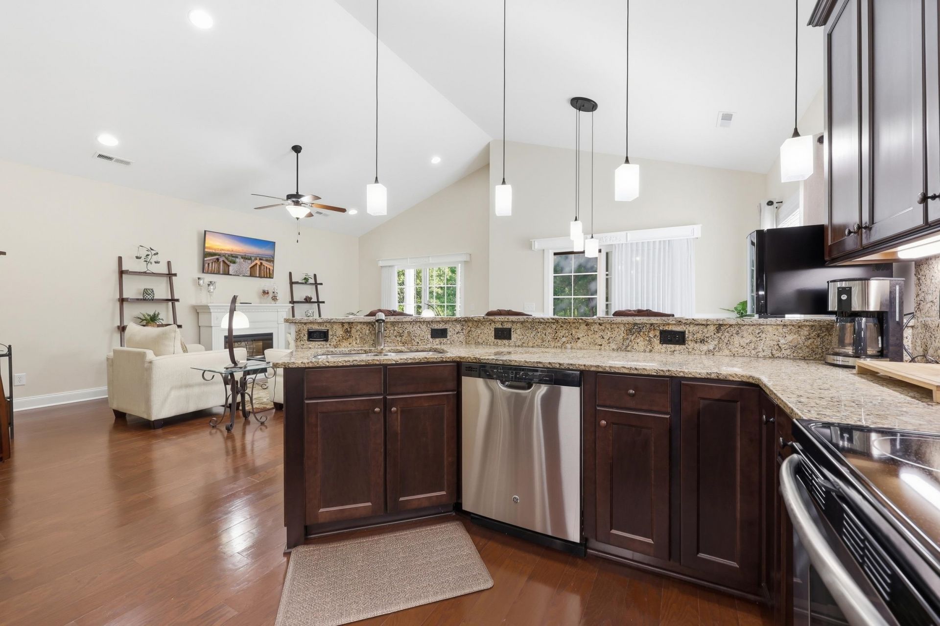 1408 Cottage Cove Circle Photo 12