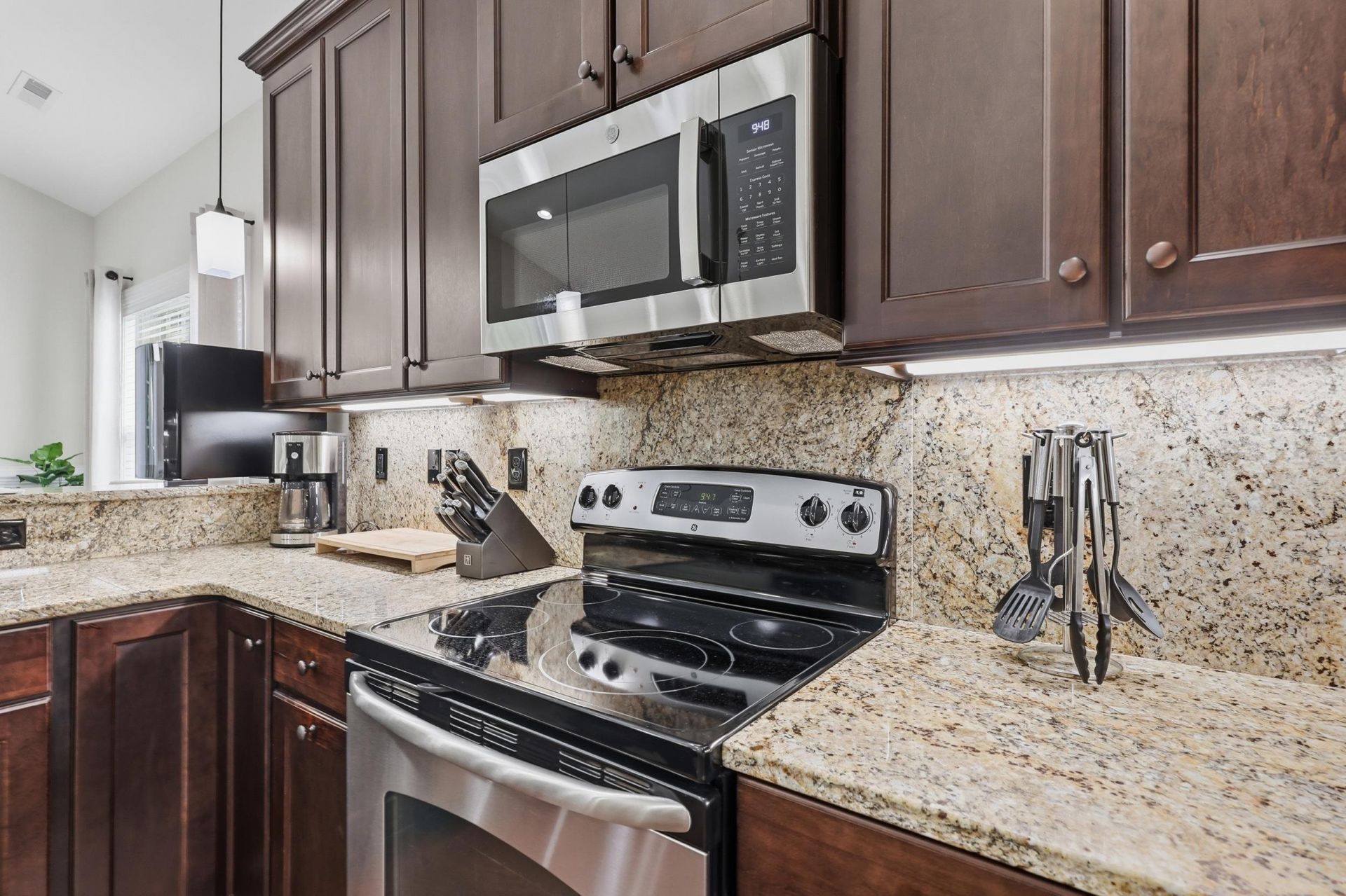 1408 Cottage Cove Circle Photo 13