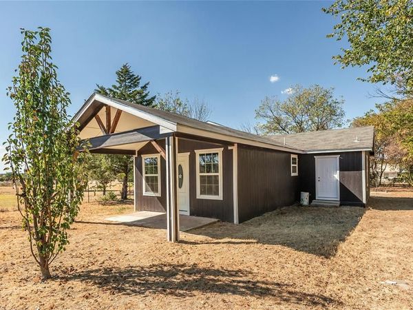 106 Northcott Street, Nocona, TX 76255