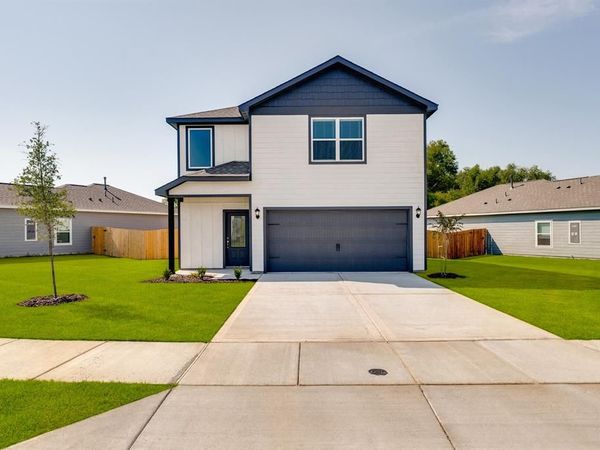 8433 White Wolf Trail, Ponder, TX 76259