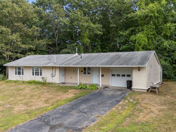 228 Congress Circle , Topsham, ME 04086