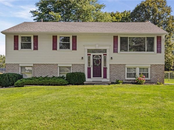 126 Stallion Circle , Rochester, NY 14626