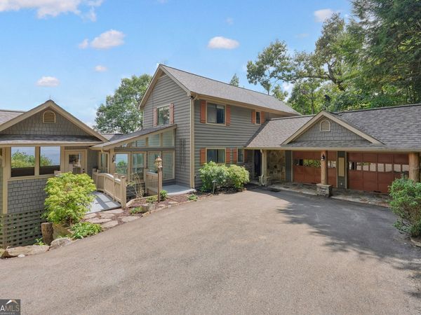 73 Resting Bear Ridge, Big Canoe, GA 30143