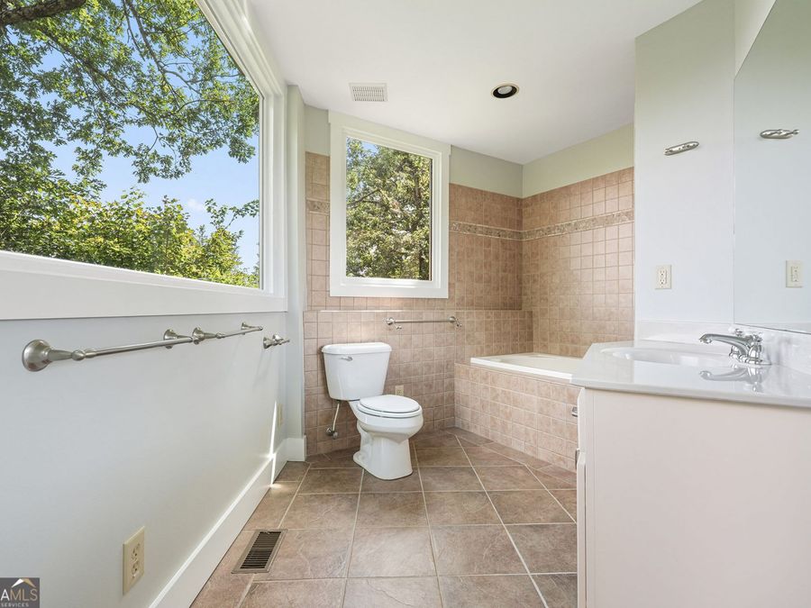 Property Image 68
