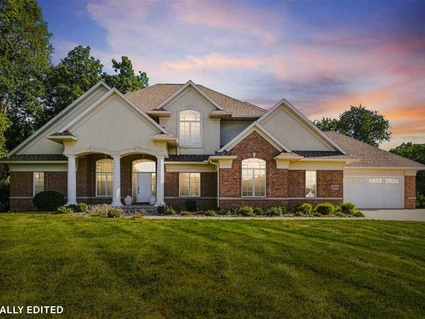 2804 NW Deer Valley Drive, Swisher, IA 52338