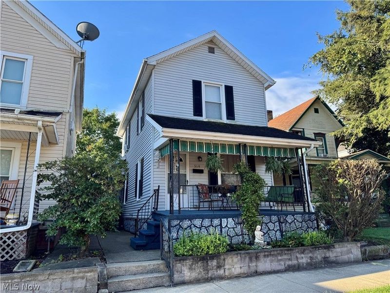 314 W 3rd Street, Uhrichsville, OH 44683 Photo 2