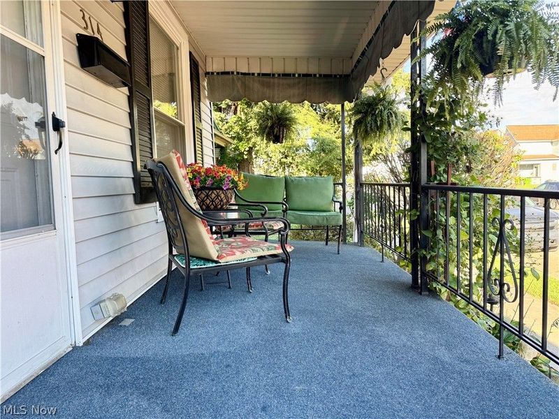 314 W 3rd Street, Uhrichsville, OH 44683 Photo 4
