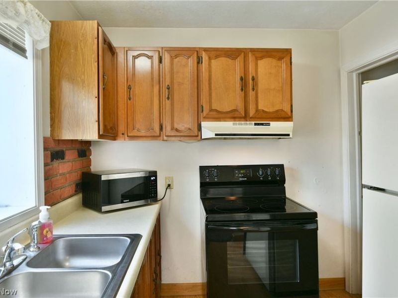 734 Central Parkway Avenue SE, Warren, OH 44484 Photo 18