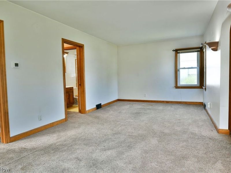 734 Central Parkway Avenue SE, Warren, OH 44484 Photo 9
