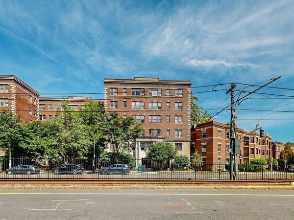 1999 Commonwealth Ave, Unit 1, Boston, MA 02135