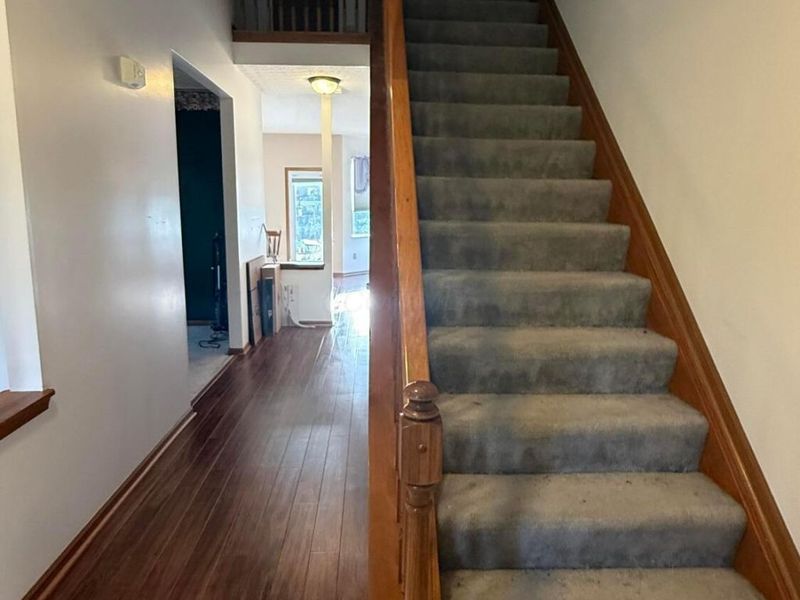318 Eddington Drive, Pataskala, OH 43062 Photo 10