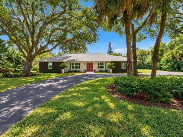4384 SW 2nd Square SW, Vero Beach, FL 32968