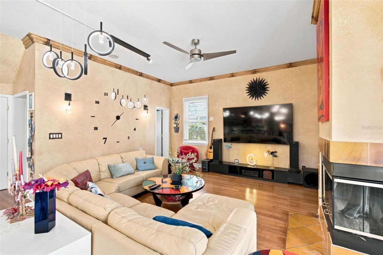 1401 45th Avenue N, Saint Petersburg, FL 33703 Photo