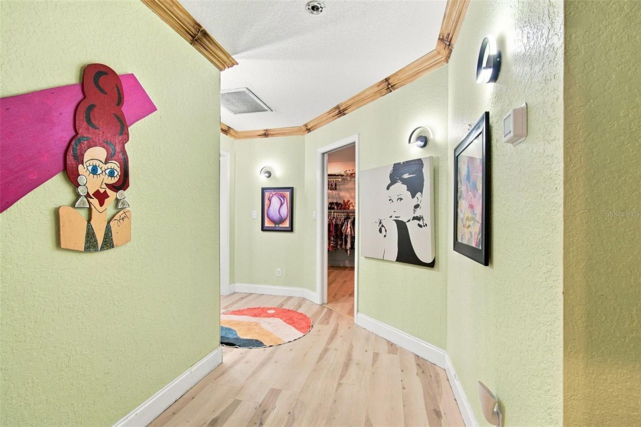 1401 45th Avenue N, Saint Petersburg, FL 33703 Photo