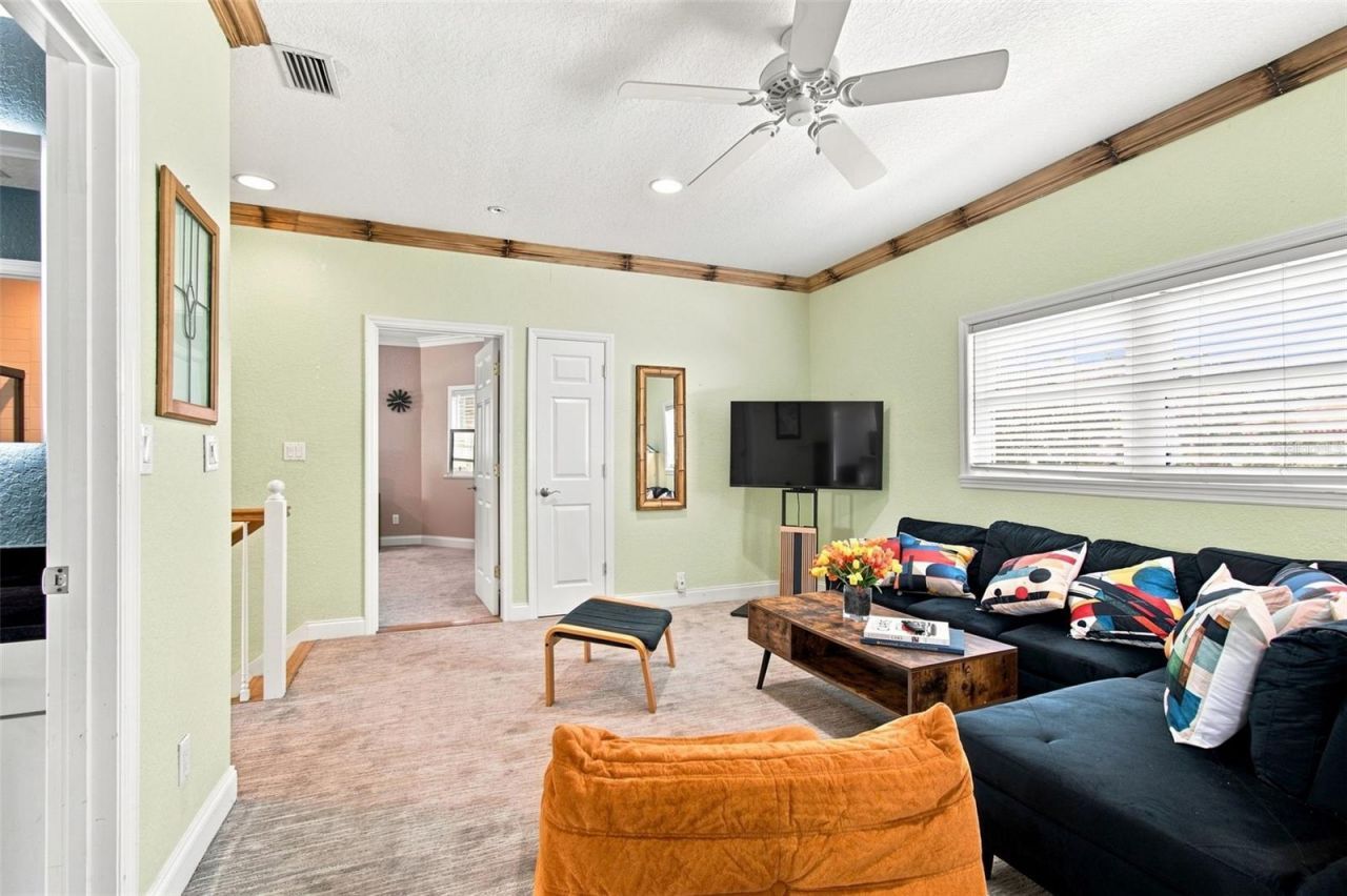 1401 45th Avenue N, Saint Petersburg, FL 33703 Photo