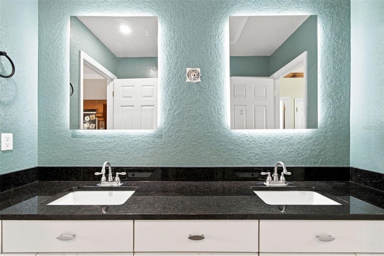 1401 45th Avenue N, Saint Petersburg, FL 33703 Photo