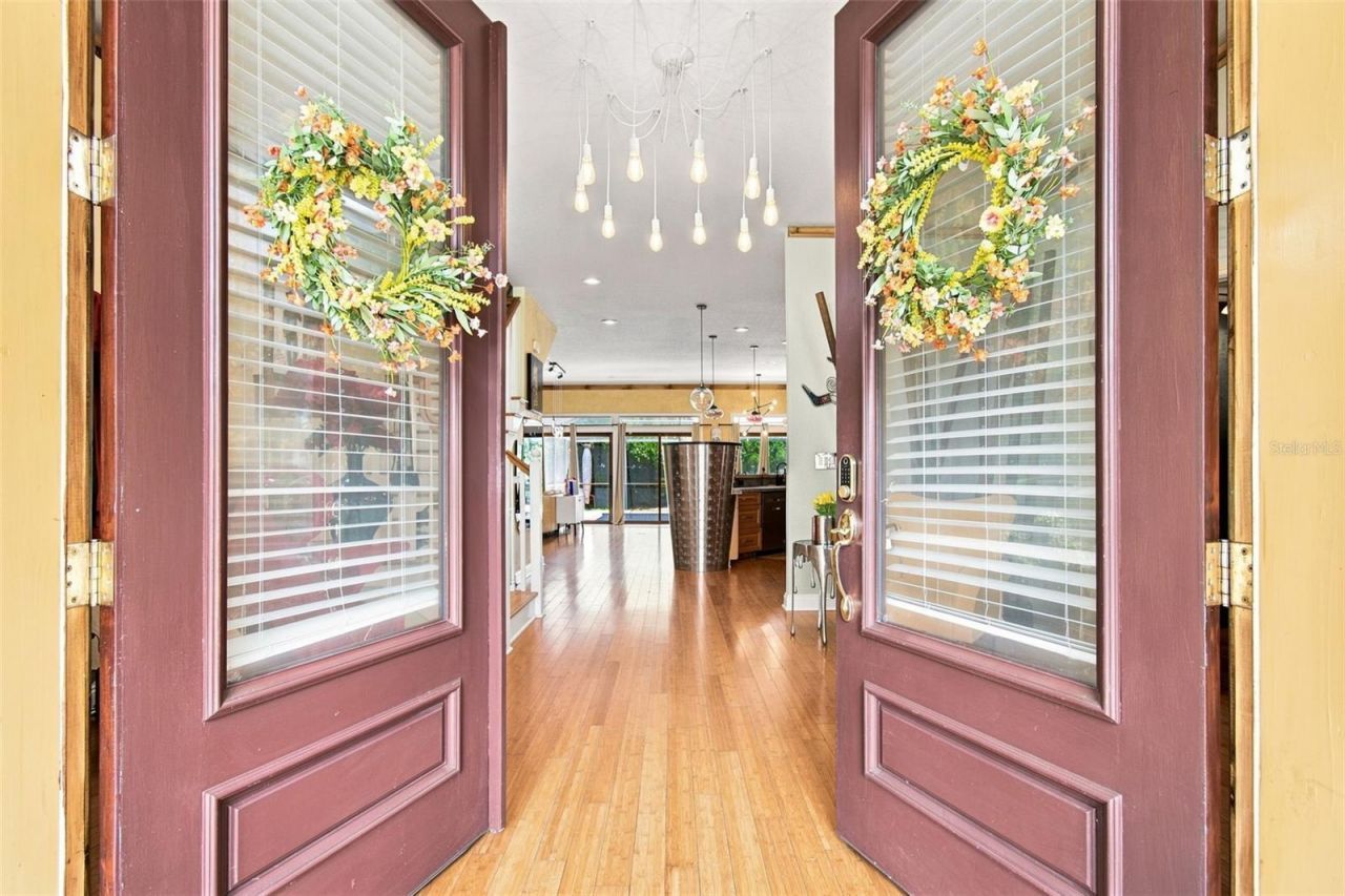 1401 45th Avenue N, Saint Petersburg, FL 33703 Photo