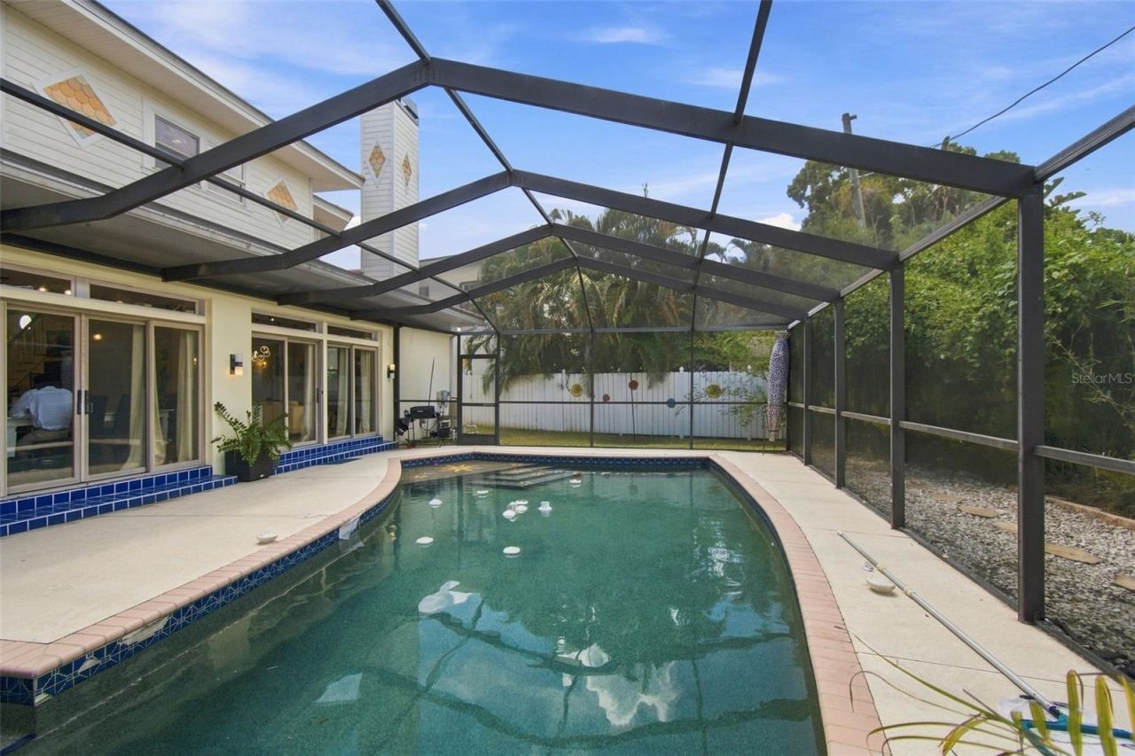 1401 45th Avenue N, Saint Petersburg, FL 33703 Photo