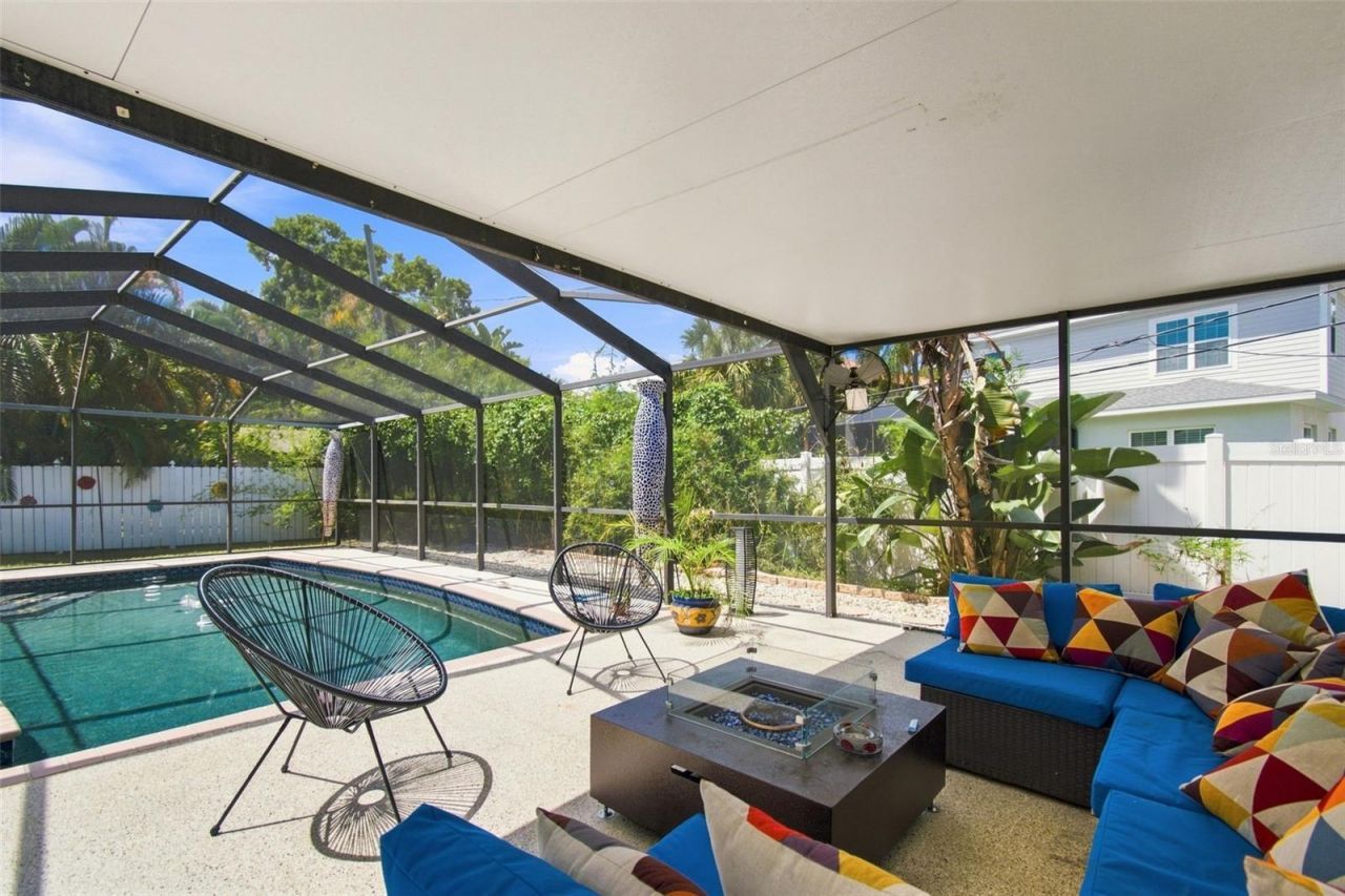 1401 45th Avenue N, Saint Petersburg, FL 33703 Photo