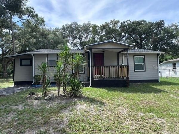 1215 MANOR DRIVE , LEESBURG, FL 34748