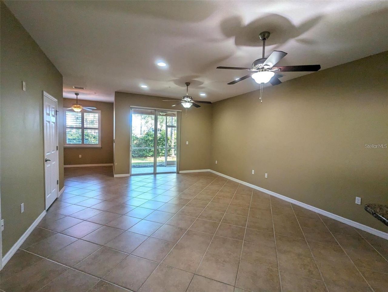 7810 Moonstone Drive, Unit 6-103, Sarasota, FL 34233 Photo
