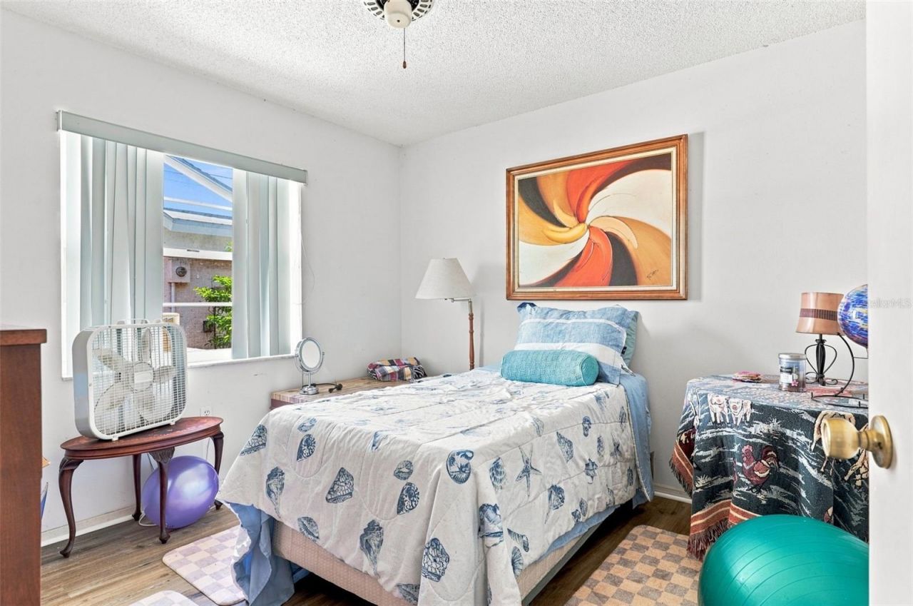 7833 38th Court E, Sarasota, FL 34243 Photo