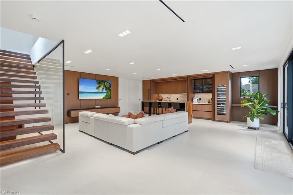 910 Beaver Ct, Marco Island, FL 34145 Photo