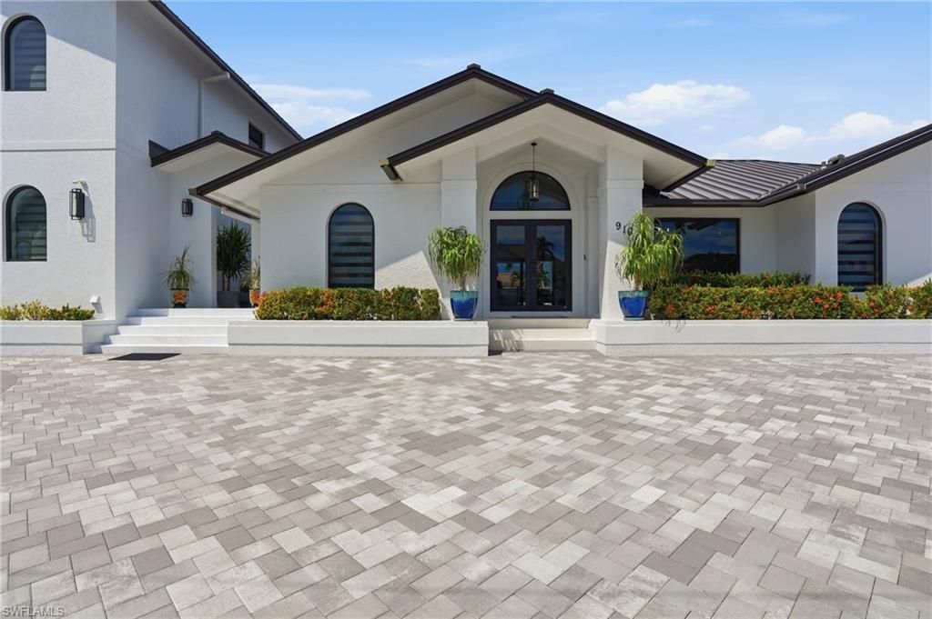 910 Beaver Ct, Marco Island, FL 34145 Photo