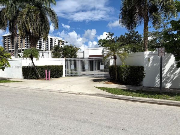 105, 111, 119 NE 21 Street, Miami, FL 33137