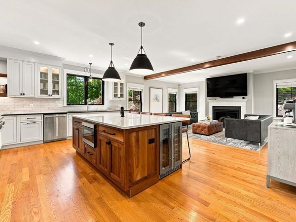 11 Locke St, Winchester, MA 01890