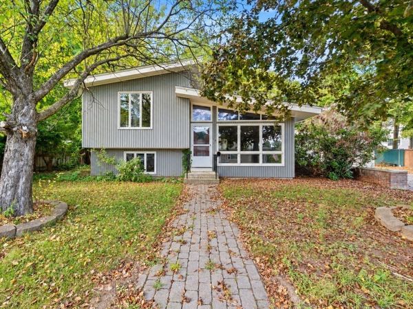 59 Hally Rd, Lowell, MA 01854