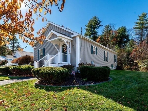 21 Hemlock Dr, Bridgewater, MA 02324