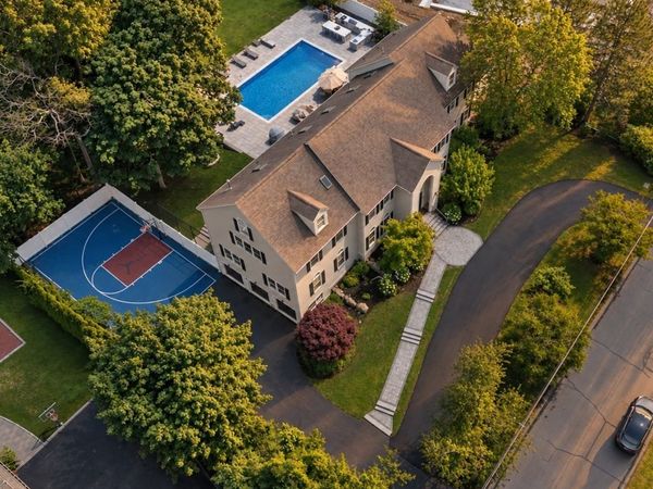 28 Tyler Rd, Lexington, MA 02420