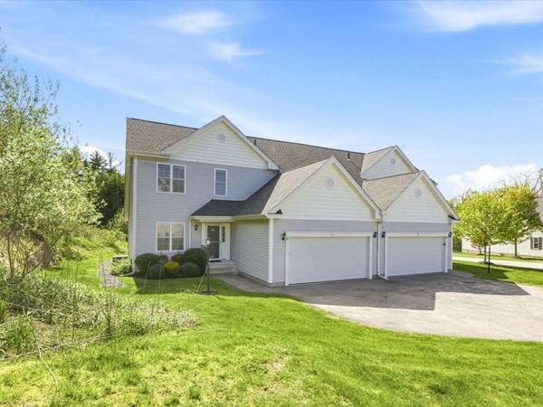30 Shadow Creek Lane, Unit 30, Ashland, MA 01721