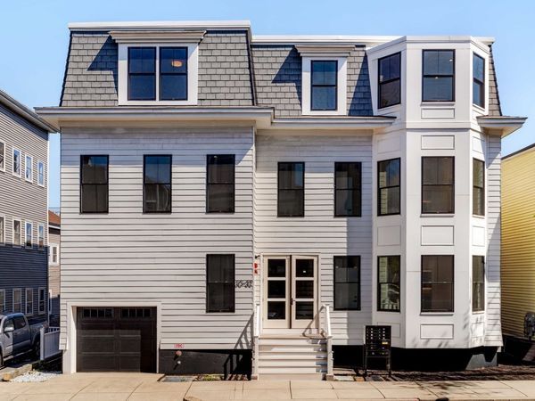 32 Condor St, Unit 4A, Boston, MA 02128