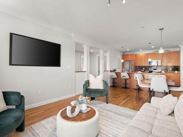 156 Green St, Unit 205, Boston, MA 02130