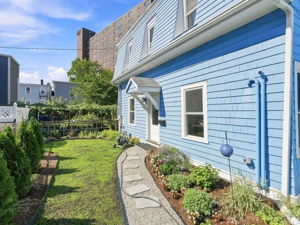 135 Tremont St, Cambridge, MA 02139