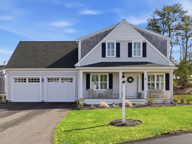 45 Cranberry Farm Rd, Plymouth, MA 02360