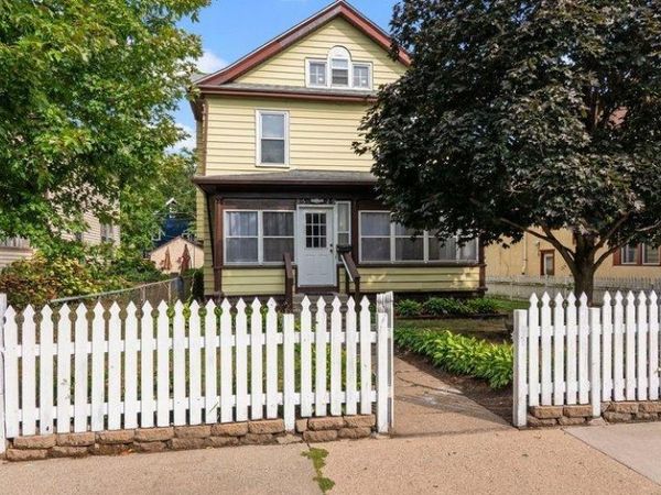 3529 4th Avenue S, Minneapolis, MN 55408