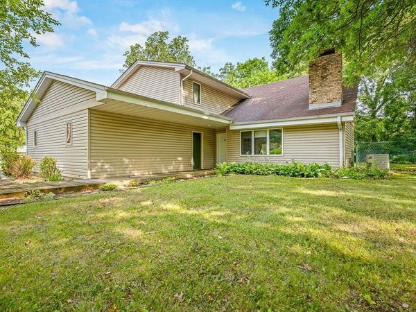 6538 Coach Lite Court, LOVES PARK, IL 61111