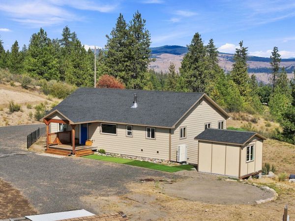 36701 Hart Rd N, Davenport, WA 99122