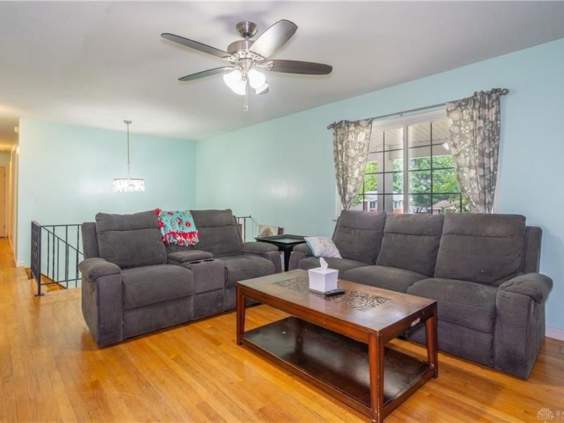 5600 Mission Court, Dayton, OH 45431 Photo 8