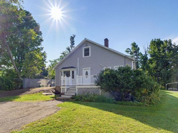 111 Elm, Unit 1, Lunenburg, MA 01462