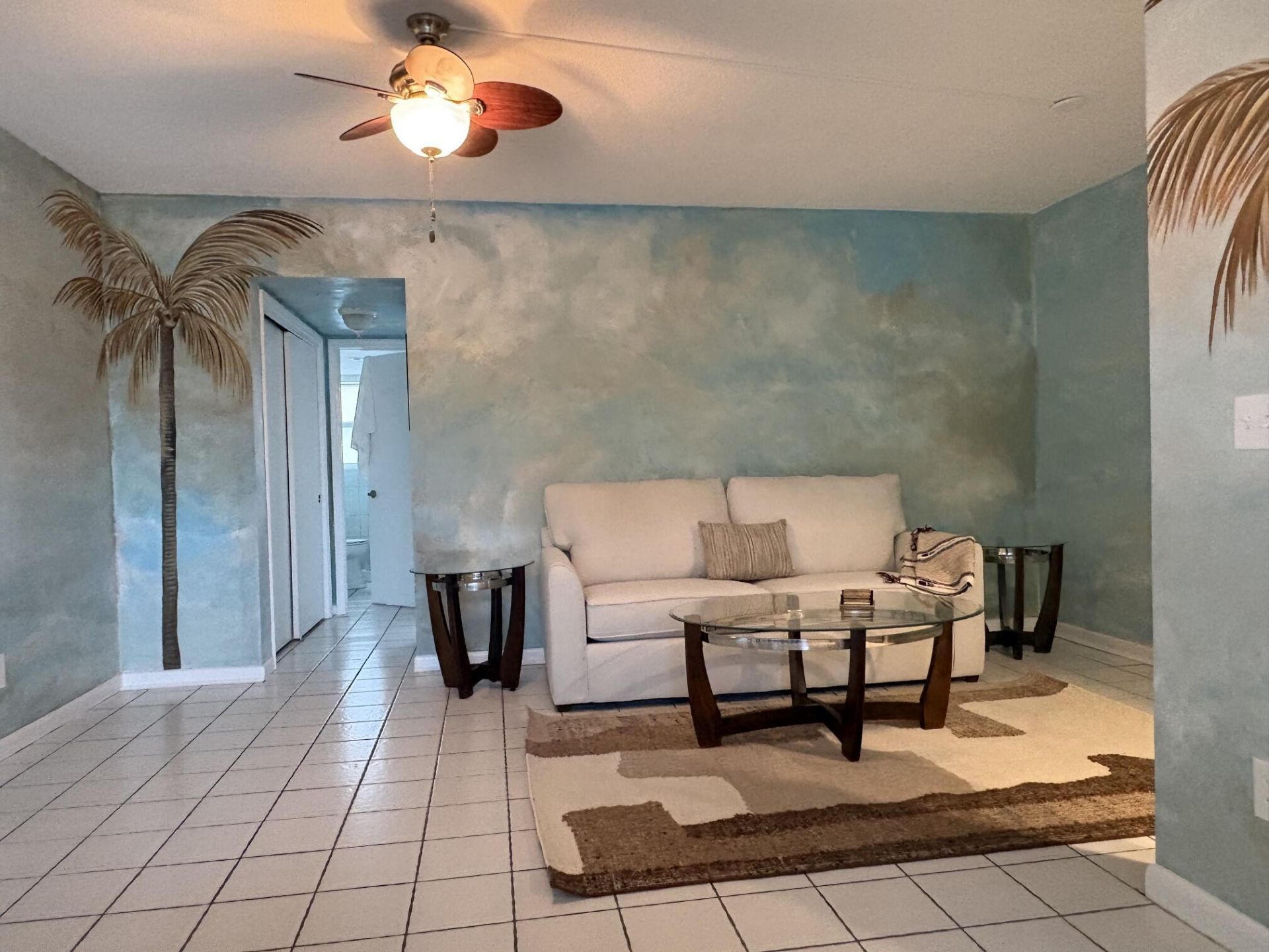 9 N Birch Road, Unit 402, Fort Lauderdale, FL 33304 Photo