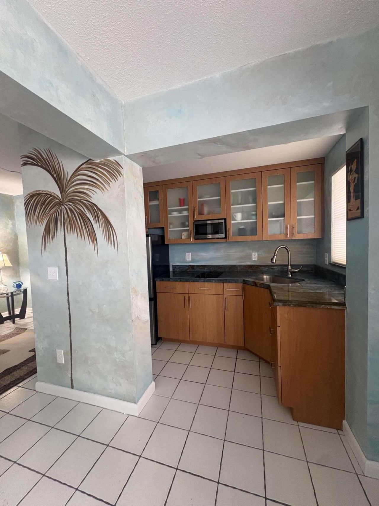 9 N Birch Road, Unit 402, Fort Lauderdale, FL 33304 Photo