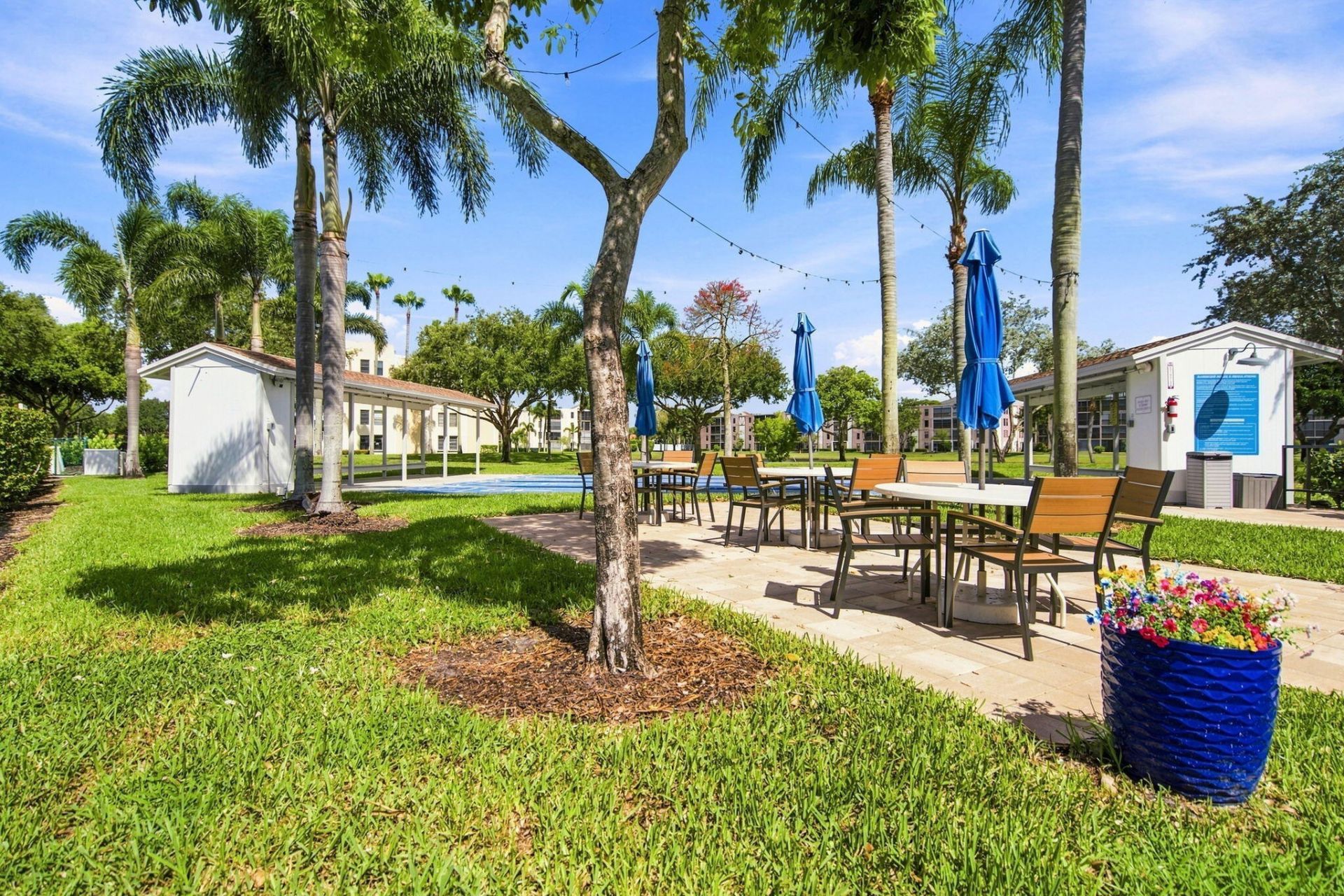 7290 Kinghurst Drive, Unit 403, Delray Beach, FL 33446 Photo